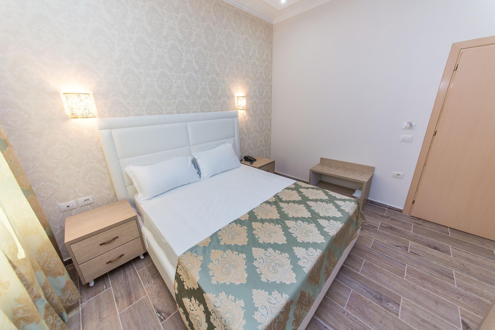 Hotel Belagrita Berat Bagian luar foto